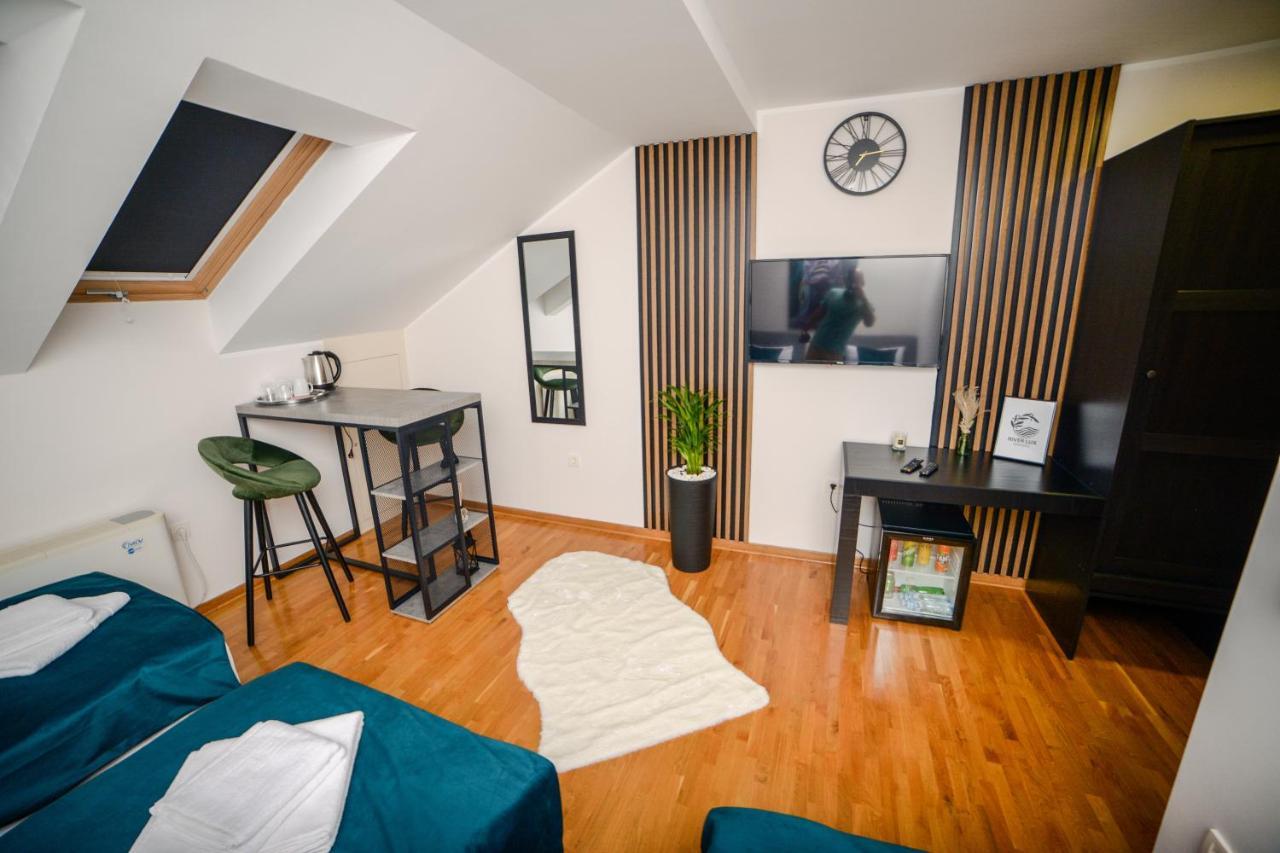 Mini Hotel Riverlux Apartments Бачка-Паланка Экстерьер фото