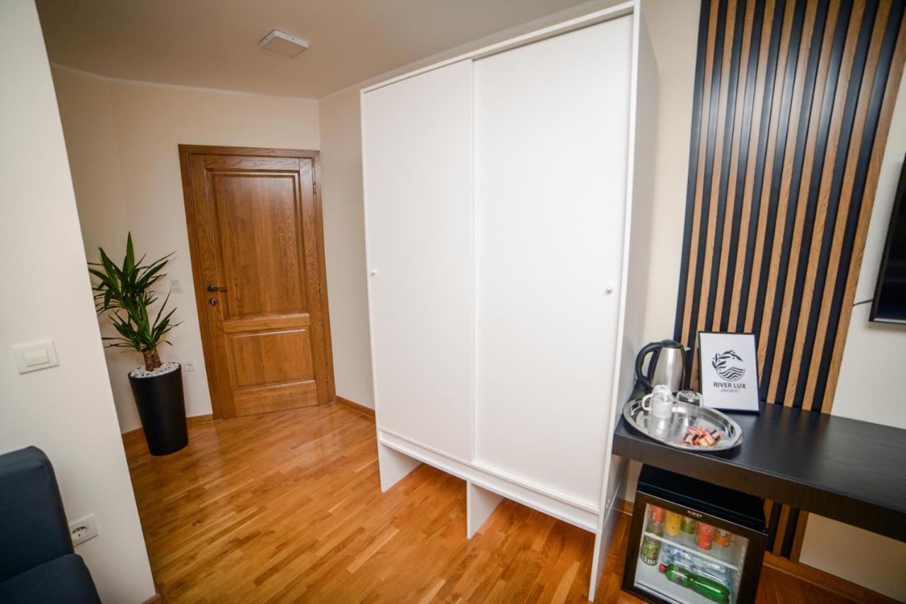 Mini Hotel Riverlux Apartments Бачка-Паланка Экстерьер фото