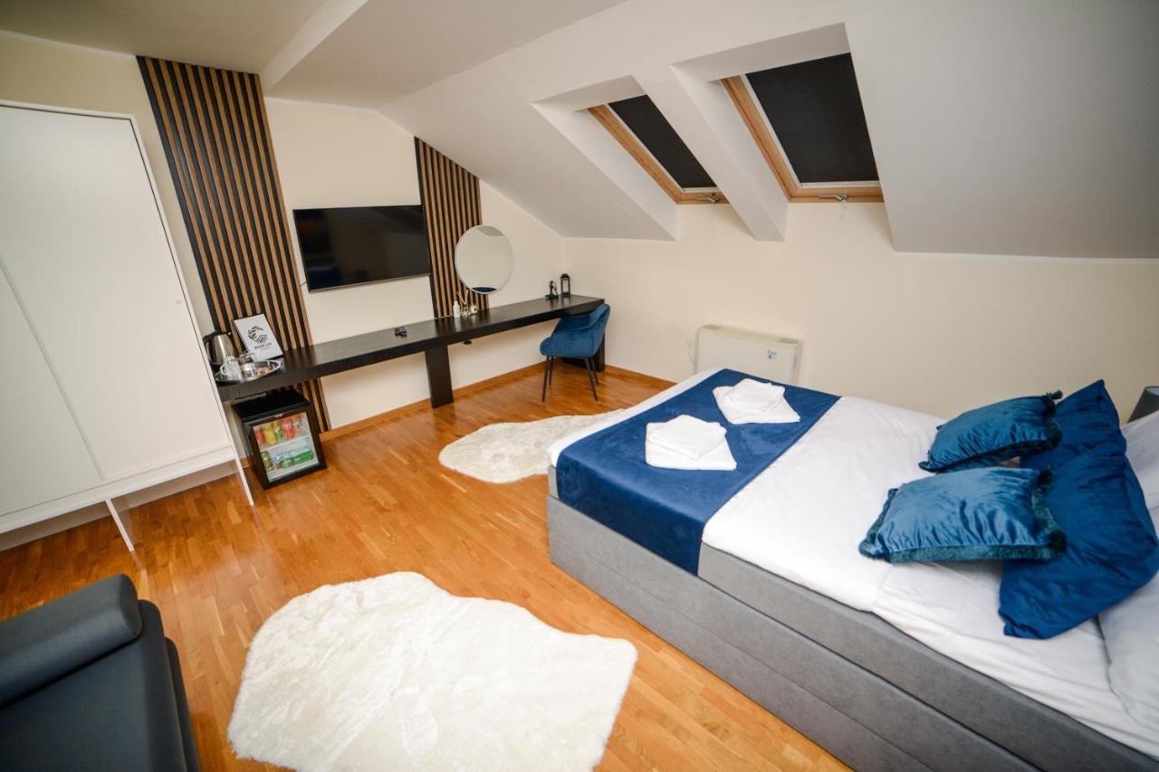 Mini Hotel Riverlux Apartments Бачка-Паланка Экстерьер фото