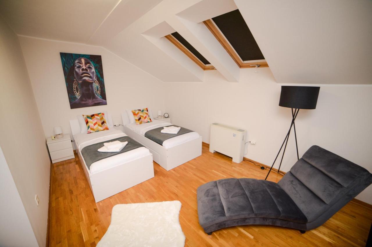 Mini Hotel Riverlux Apartments Бачка-Паланка Экстерьер фото