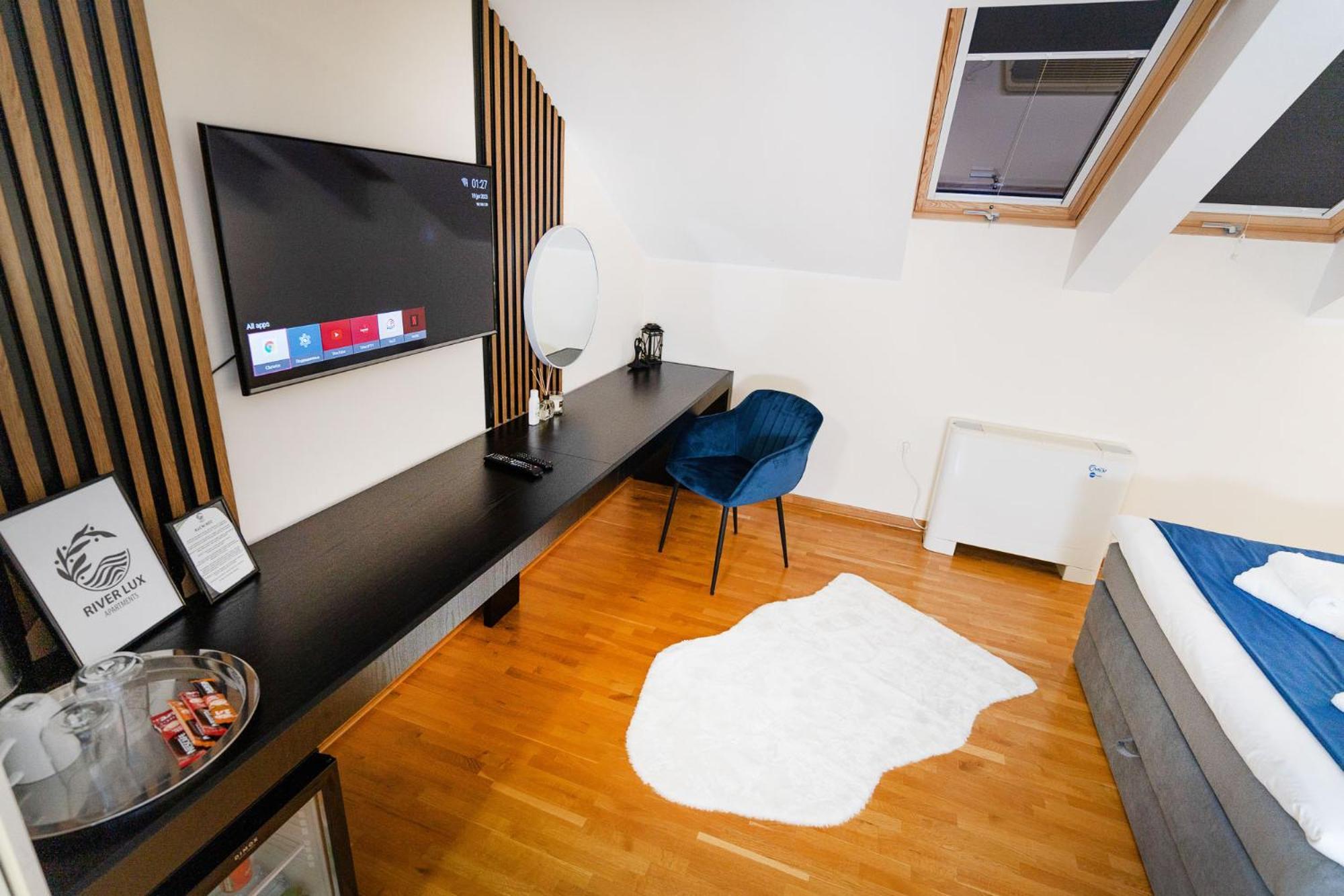 Mini Hotel Riverlux Apartments Бачка-Паланка Экстерьер фото