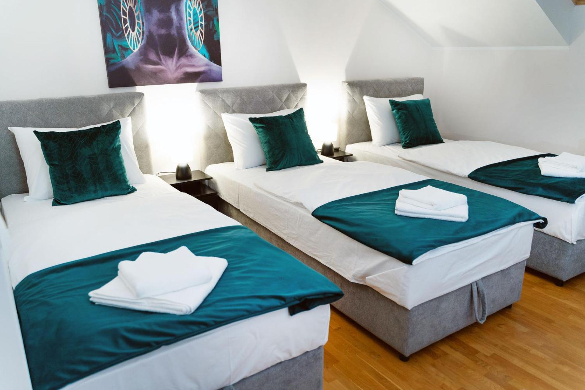 Mini Hotel Riverlux Apartments Бачка-Паланка Экстерьер фото