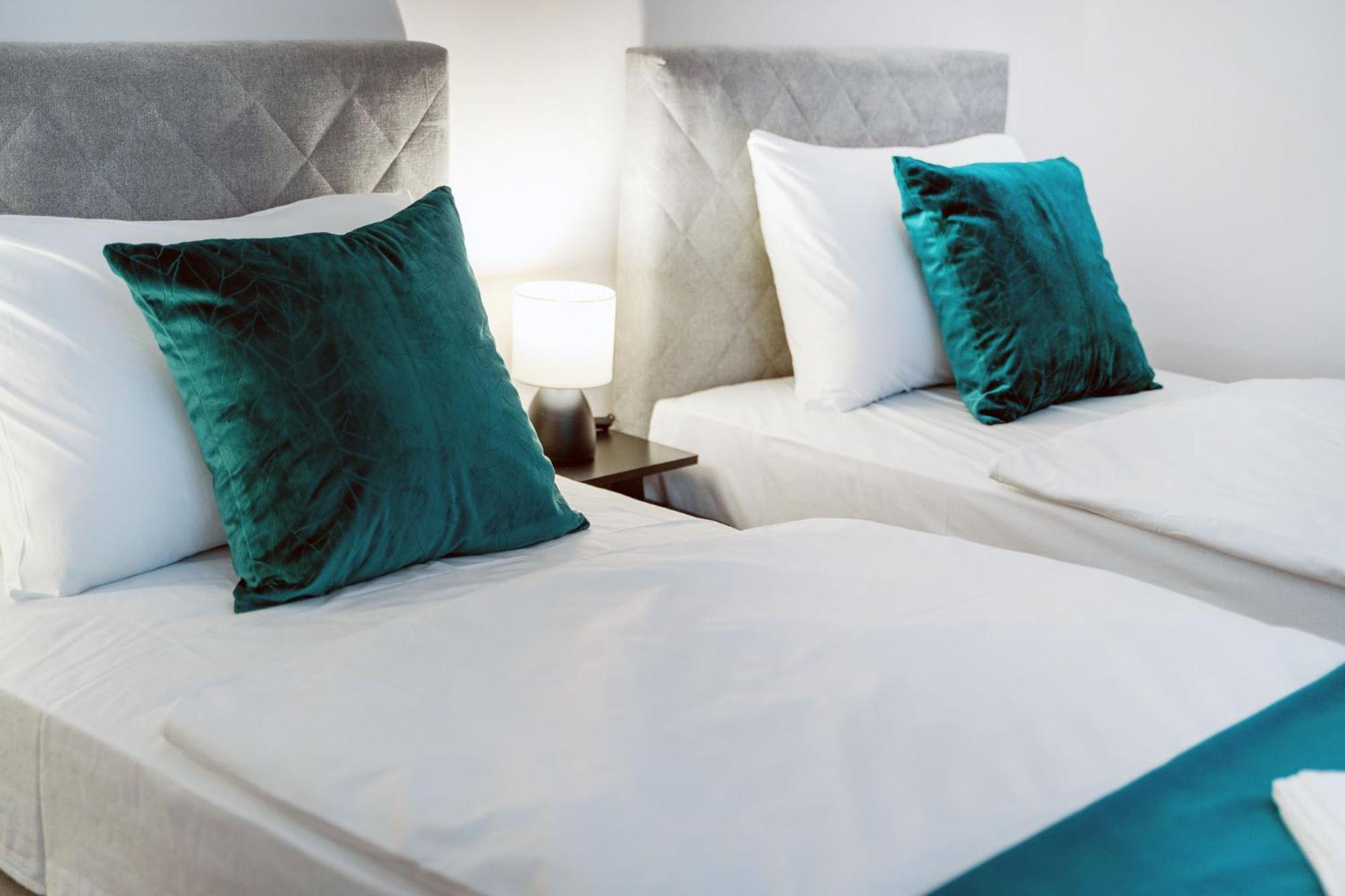 Mini Hotel Riverlux Apartments Бачка-Паланка Экстерьер фото